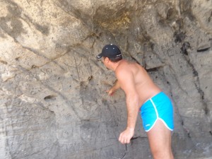 4-nella grotta