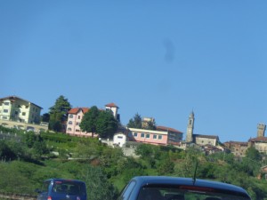 Ovada - nachbarschaft