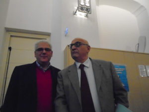 - Dr. Roberto Braschi und der Präsident des Ärzteordens Dr. Giovanni Belloni